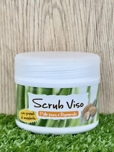 Scrub Viso all'Aloe Vera e Mandorla, 50ml-Cosmetici all'Aloe Vera